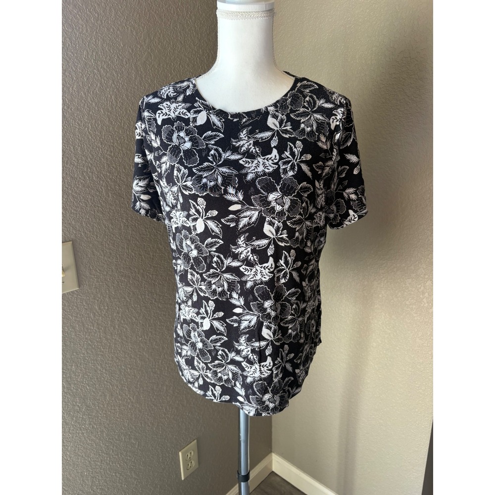 Old Navy Luxe Womens Large Black‎ White Floral Short Sleeve Rayon Blend T-Shirt